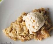 apple crumble pie a la mode