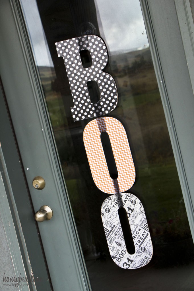 Halloween Door BOO Sign