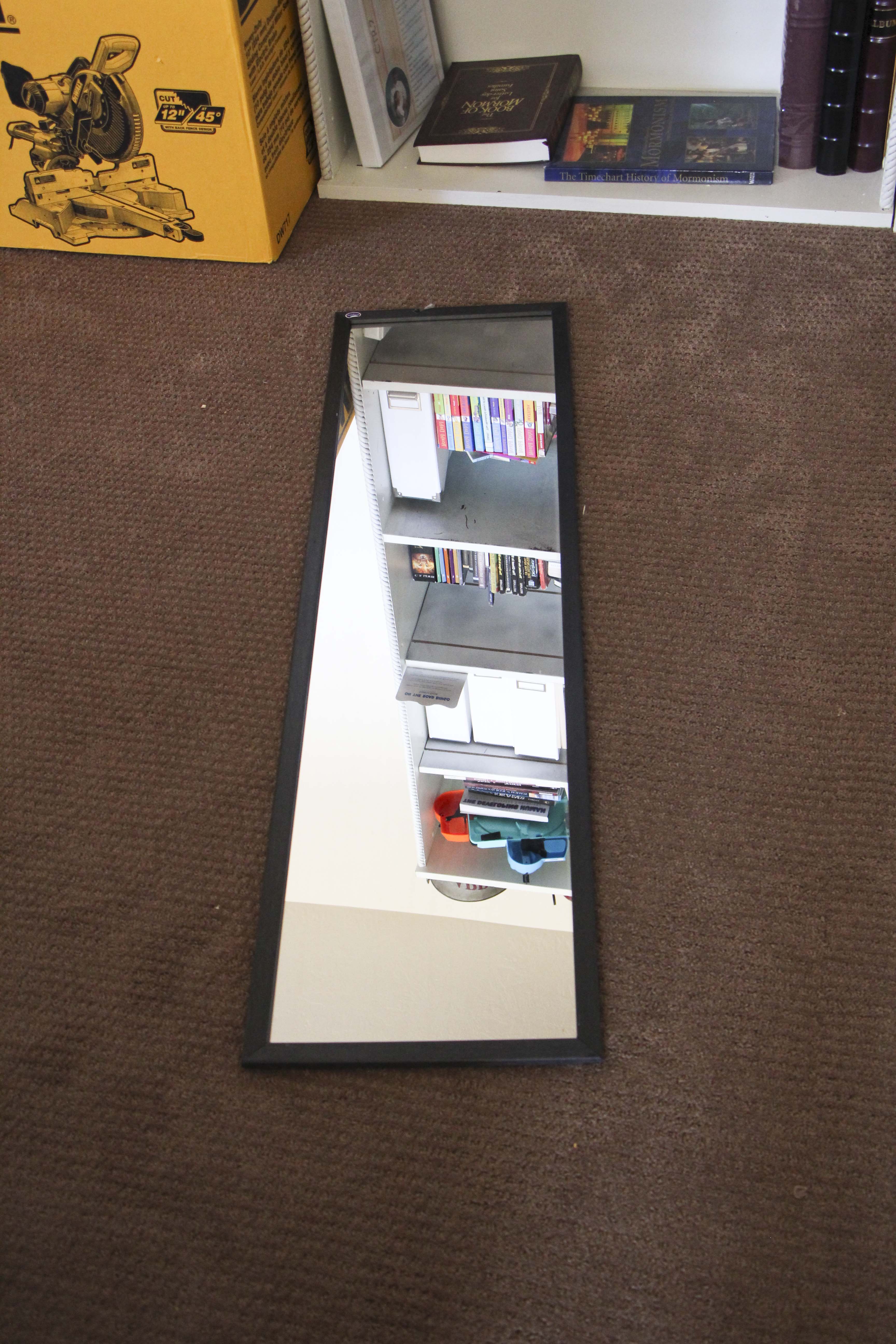 DIY Reclaimed Wood Mirror Honeybear Lane DIY Reclaimed Wood Mirror Honeybear Lane