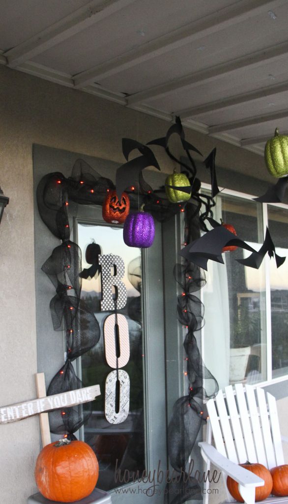 dangly bats and pumpkins