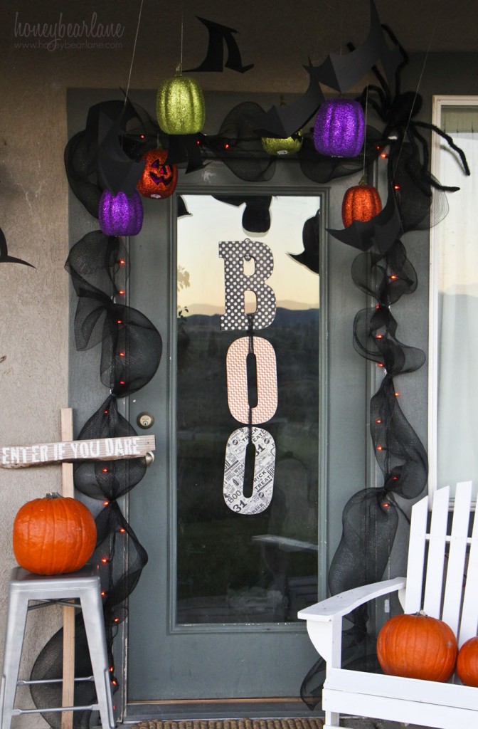 spooky halloween front porch