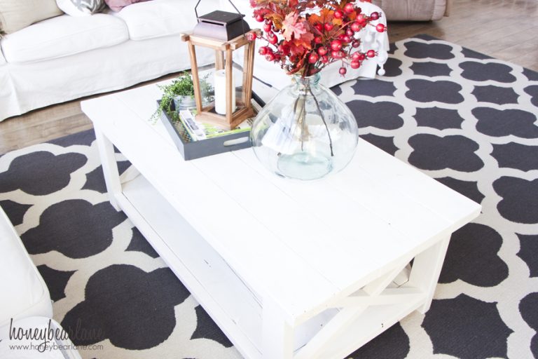 A New Farmhouse Coffee Table