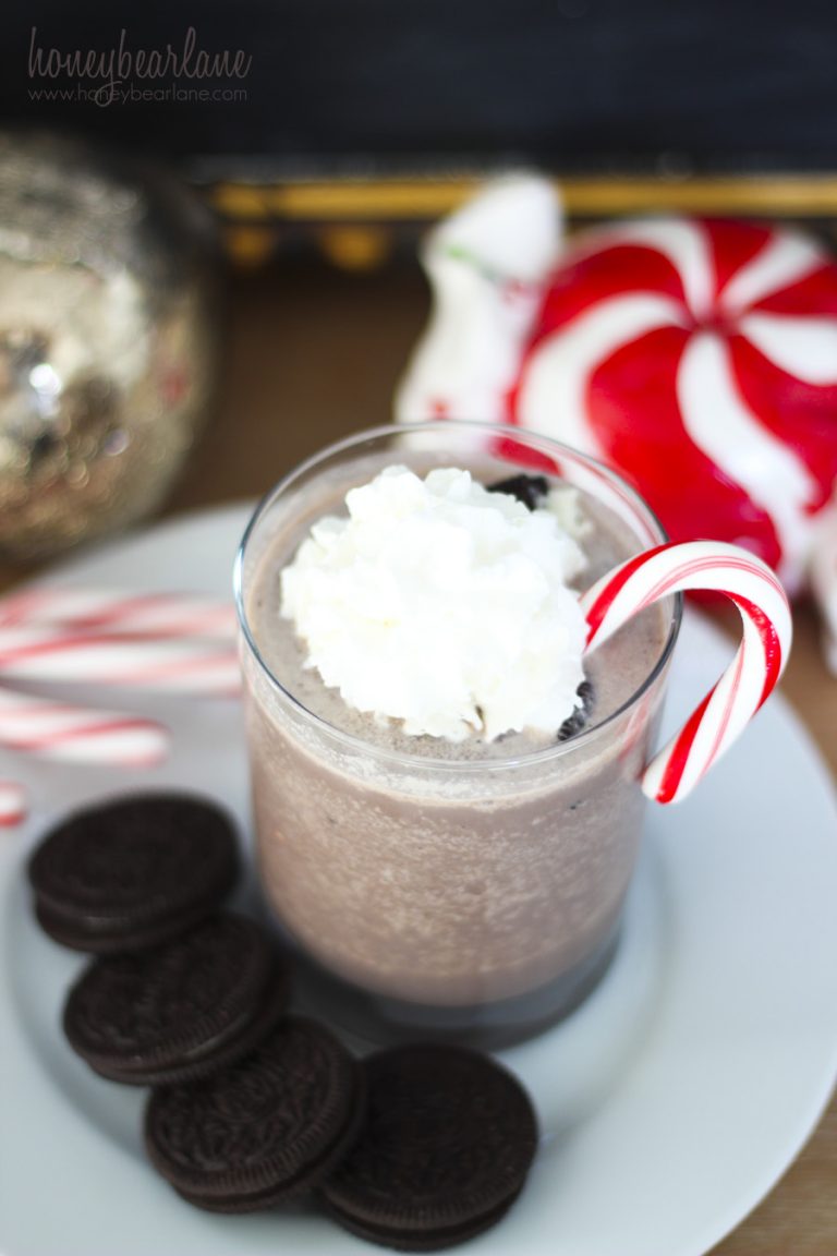 Frozen Peppermint Oreo Hot Chocolate