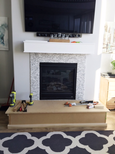 Fireplace Mantel Makeover, Part 1