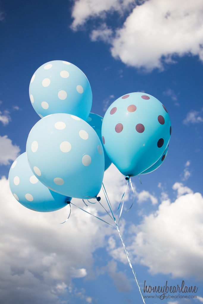 blue balloons