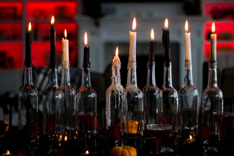8 Steps to an Epic Halloween Party