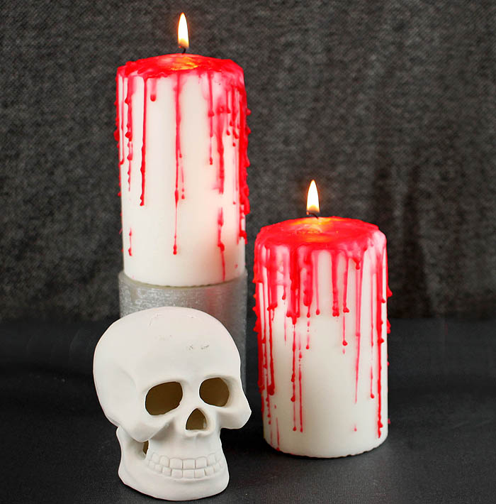 These easy Halloween decorations take 10 minutes or less! Have your home looking spooky in no time! 