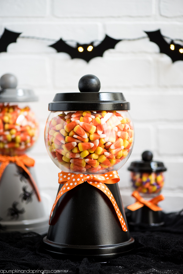25 Ideas for Halloween Decor in 10 Minutes