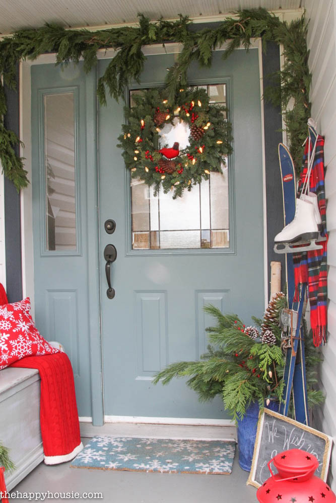 These stunning farmhouse style Christmas porches will inspire you to create beautiful farmhouse style decor of your own!
