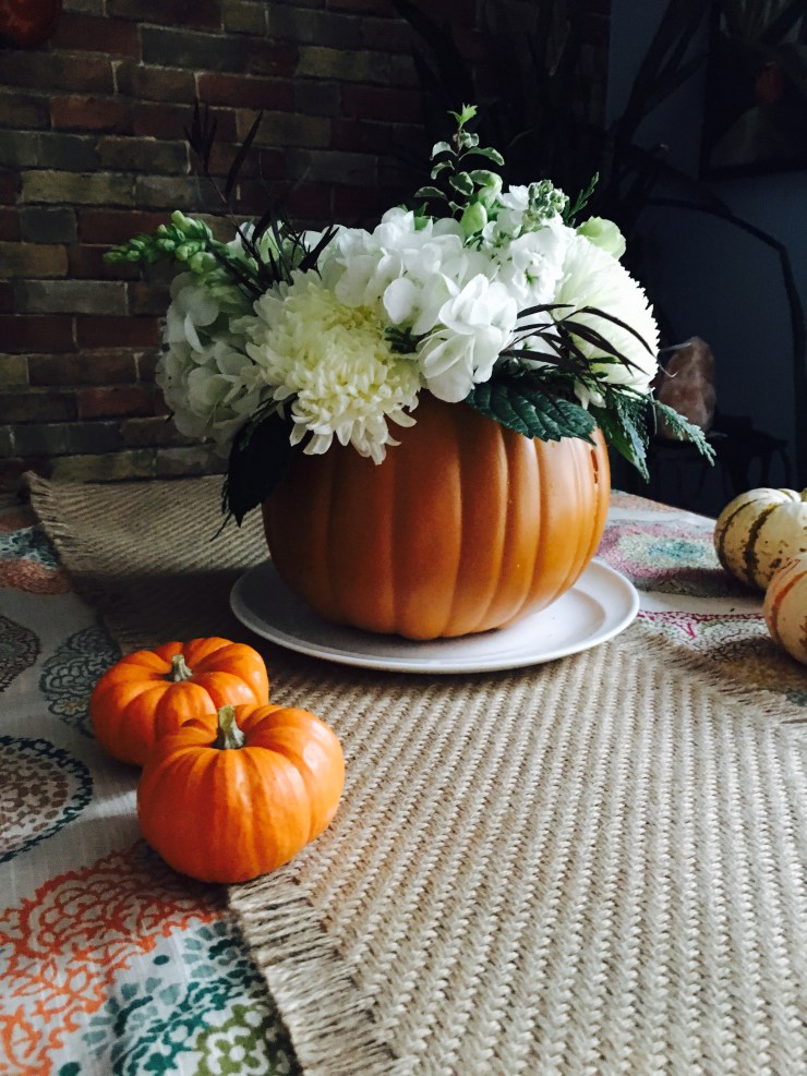 This is a list of our favorite ways to decorate with pumpkin for fall and Halloween!