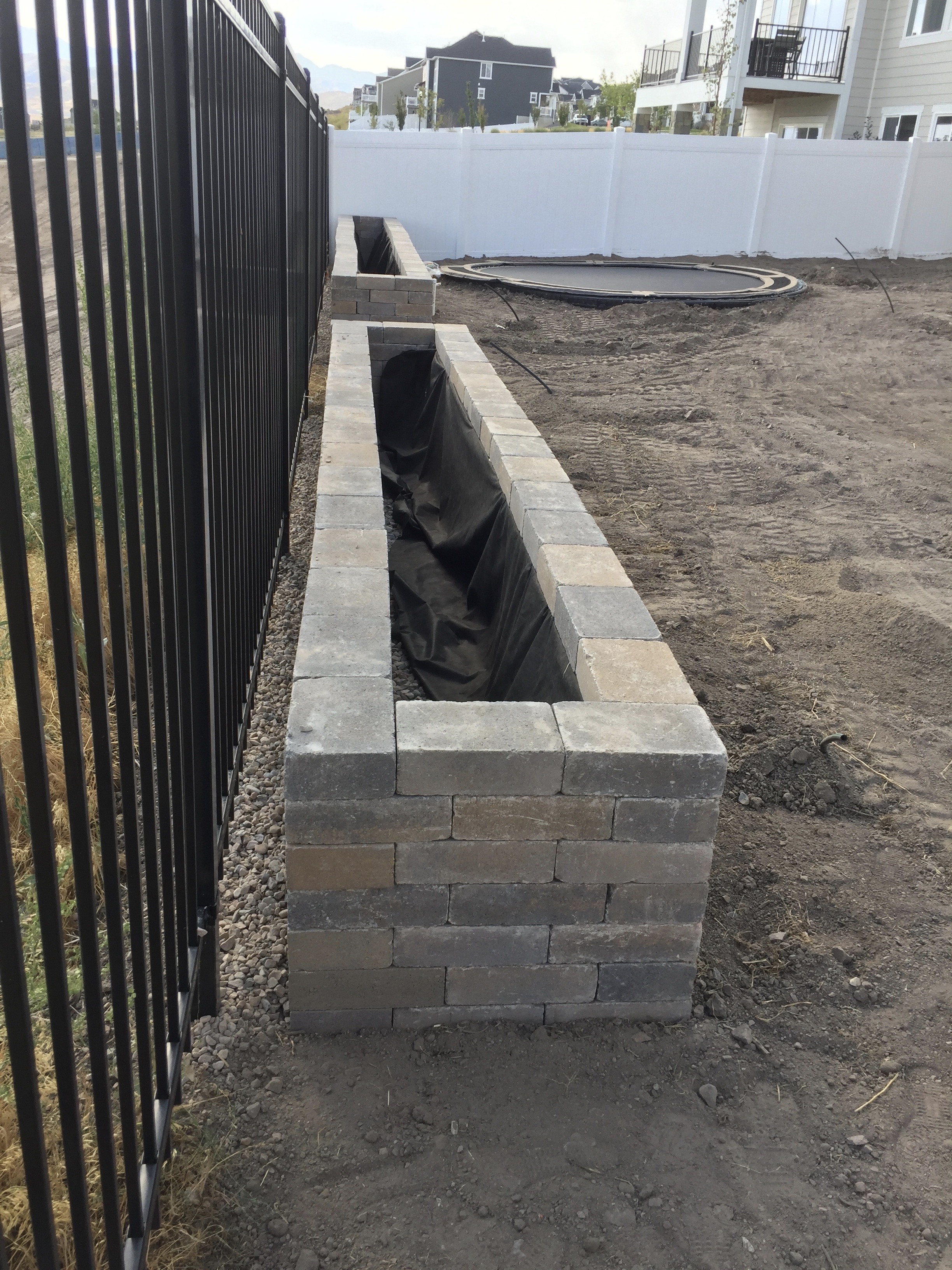 DIY Stone Planter Boxes - Honeybear Lane