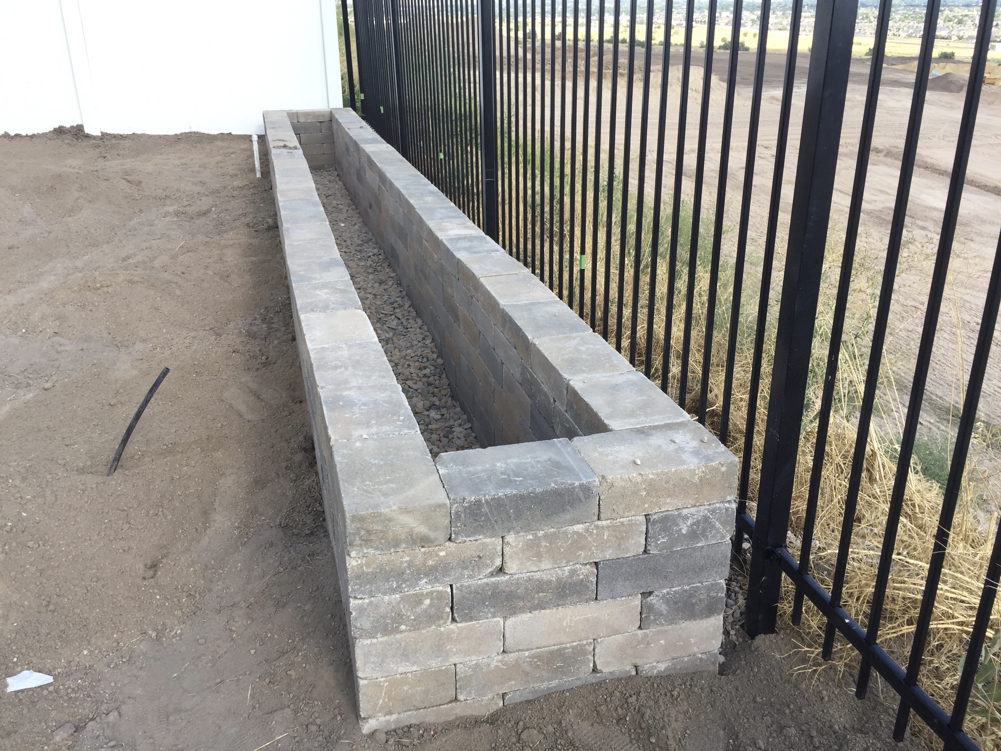 DIY Stone Planter Boxes - Honeybear Lane