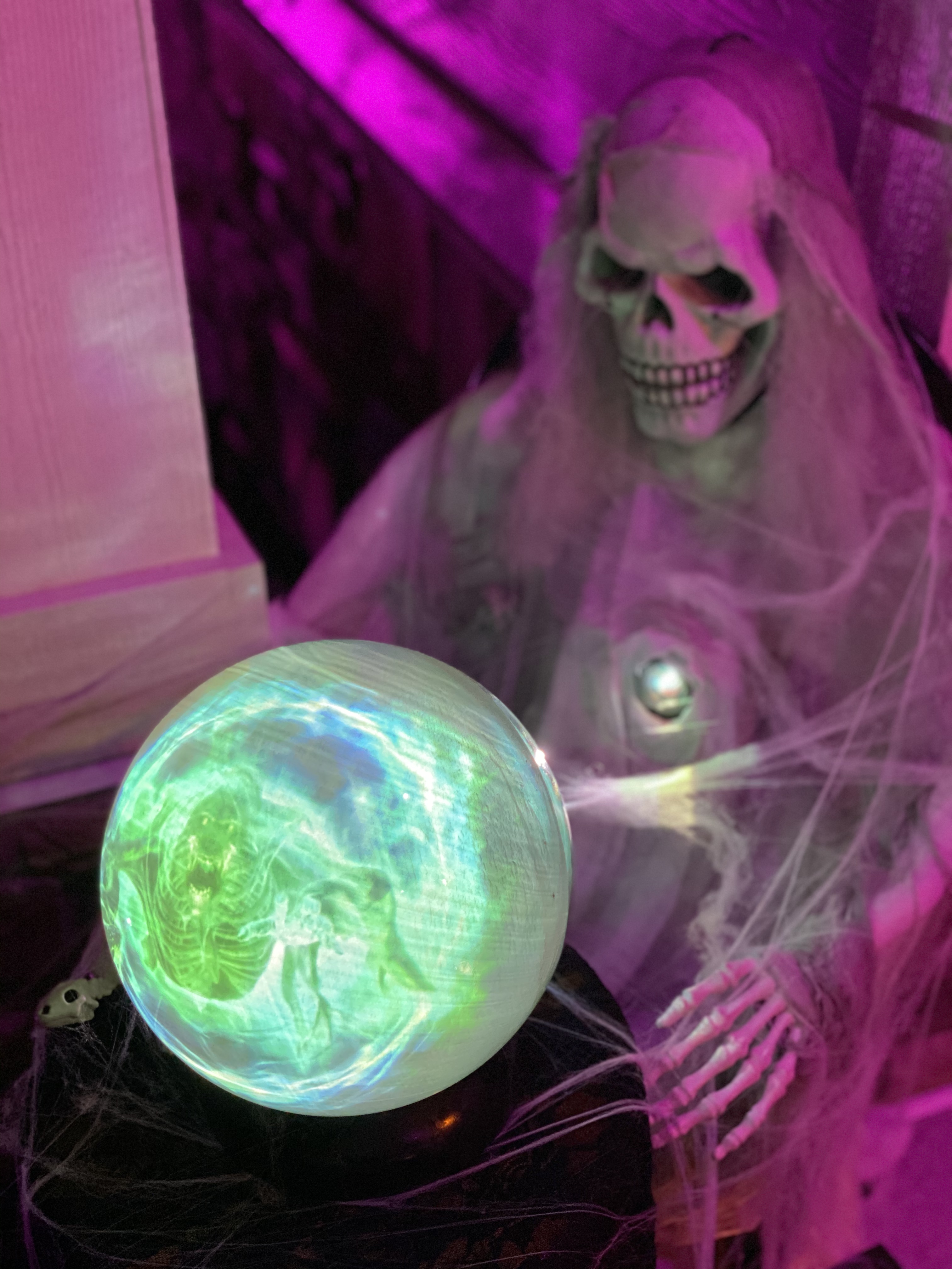 Halloween Crystal ball with projector