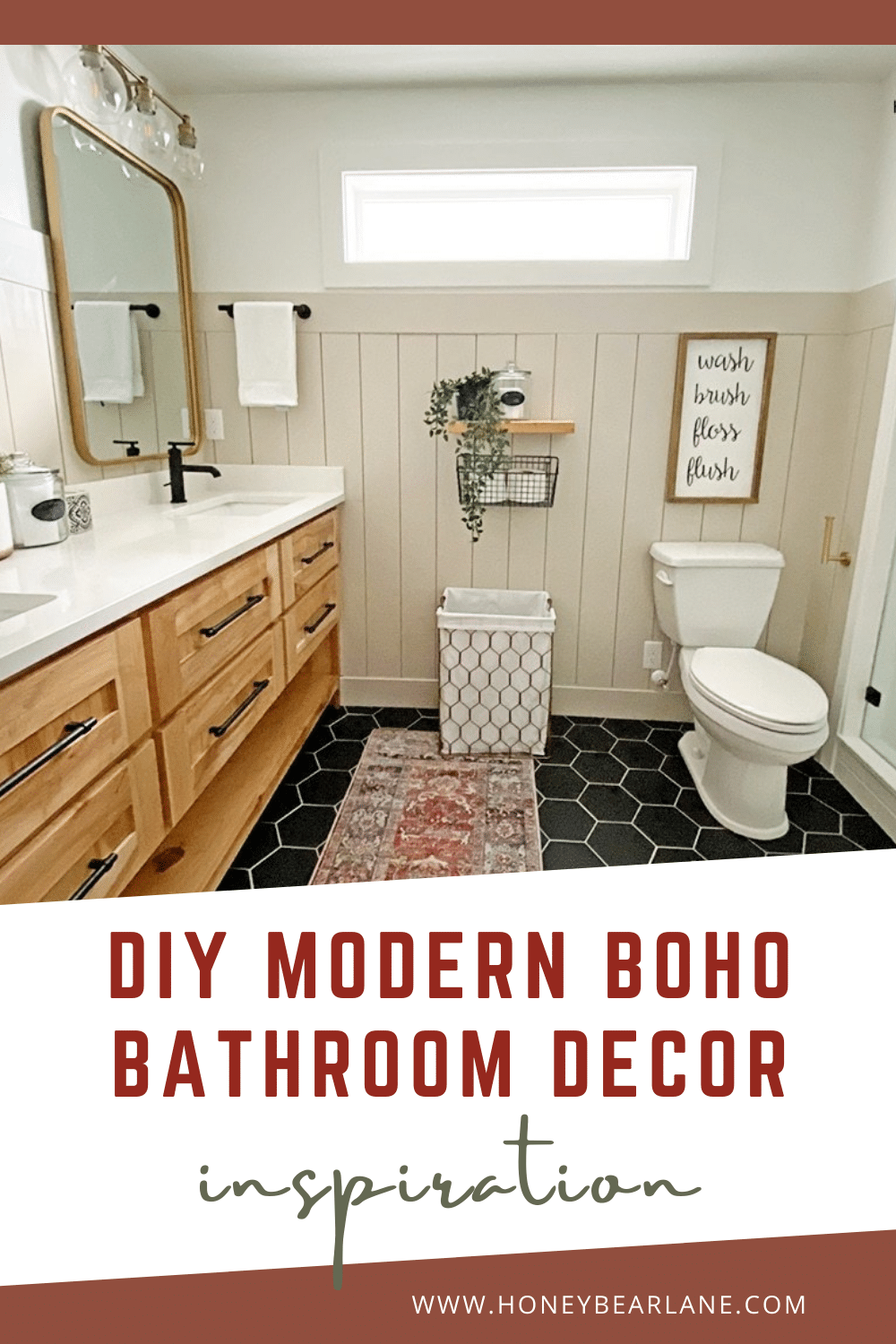 With the bohemian style coming back, it's so fun to decorate a bathroom this way! Check out my diy modern boho bathroom and all the details for inspiration. Modern boho interior design bathroom. Modern bathroom ideas. Bathroom decor inspiration.