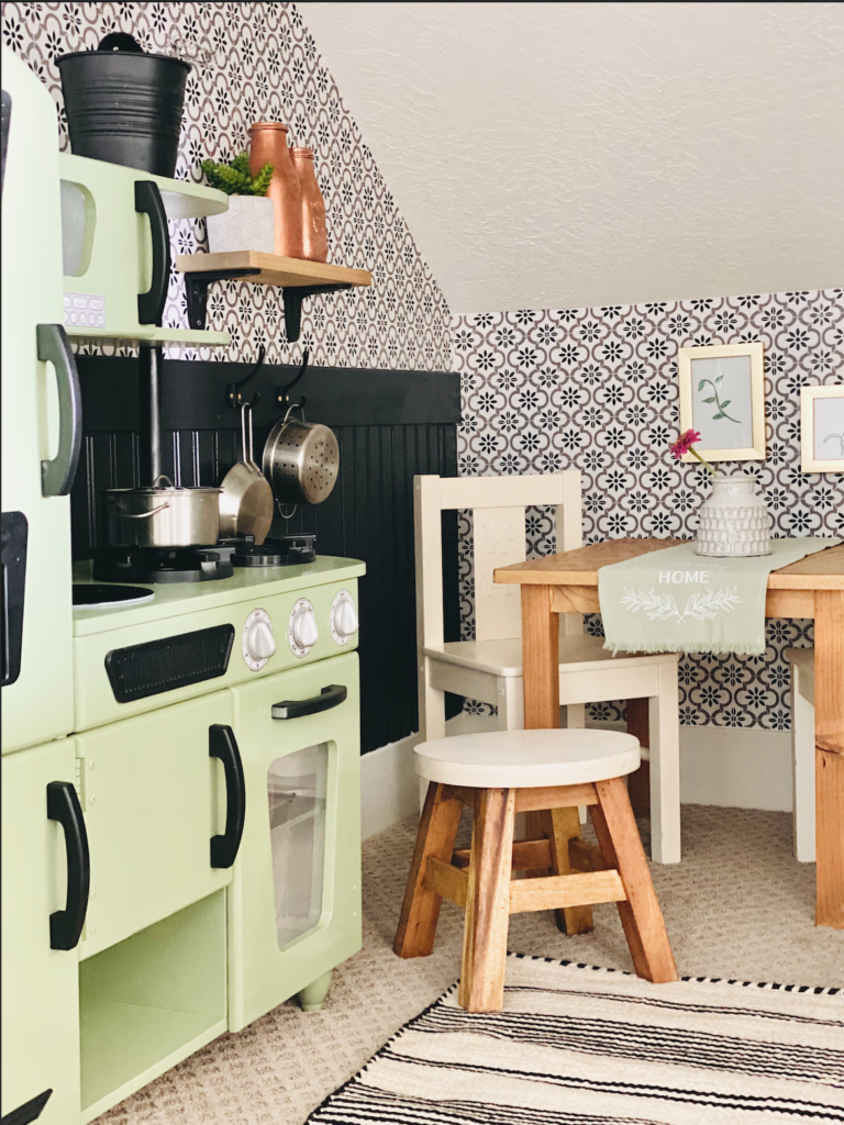 Cute Vintage Play Kitchen