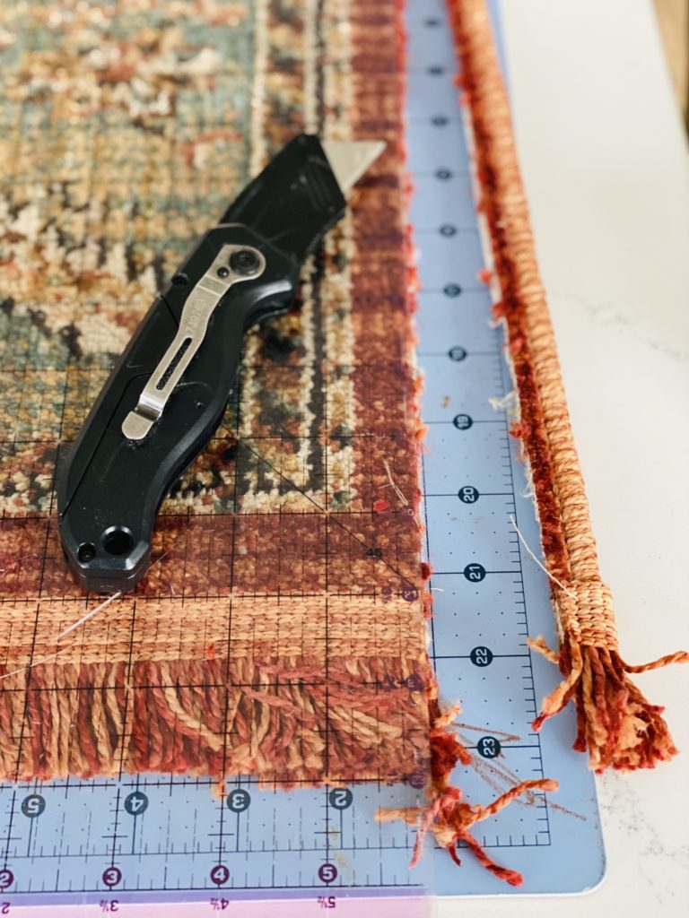 how to trim a rug